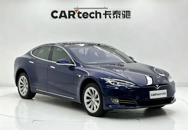 Tesla Model S 75D Standard battery life version