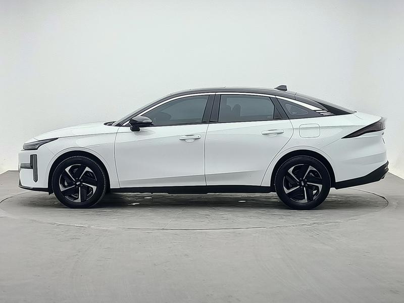 Geely Galaxy Galaxy L6 2025