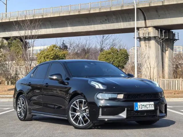 LYNK & CO Lynk 03 1.5TD DCT Jin Pro