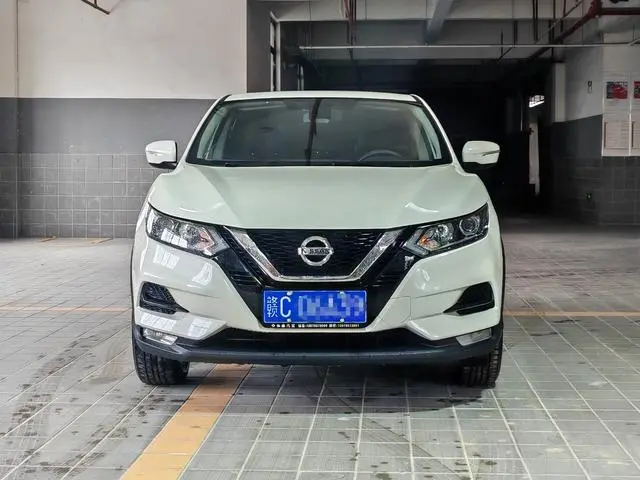 Nissan Qashqai 2.0 L XV Smart Edition