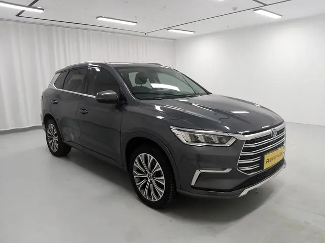 BYD Song Pro DM DM 1.5T four-wheel drive performance version luxury