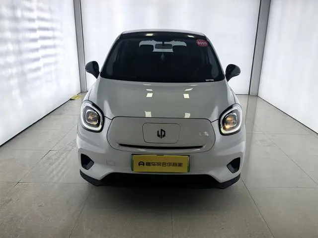 Leapmotor Zero run T03 Agate version