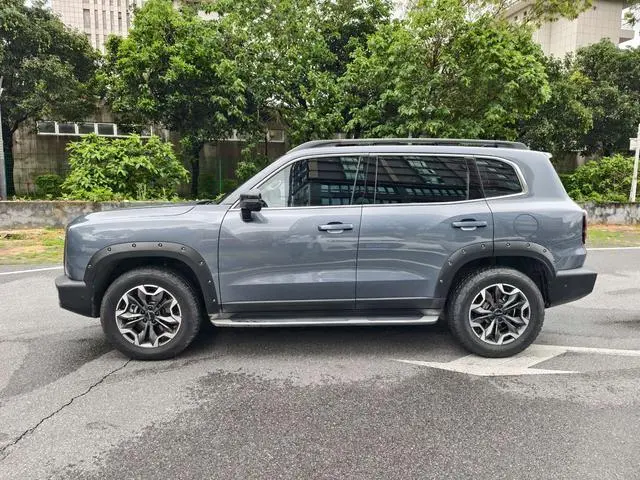 Haval Haval Big Dog 2.0T four-wheel drive wheezing dog hunting version