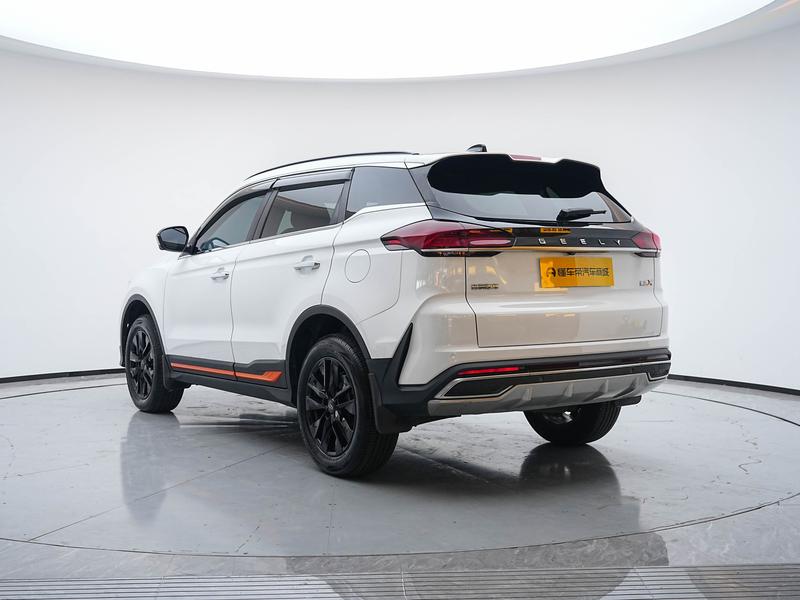 Geely Boyue 2022