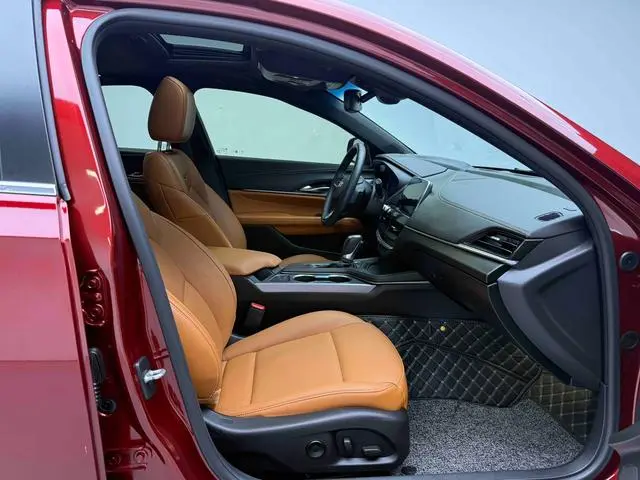 Cadillac Cadillac CT4 28T luxury