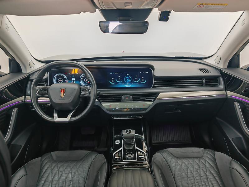 Hongqi Red Flag HS5 2022