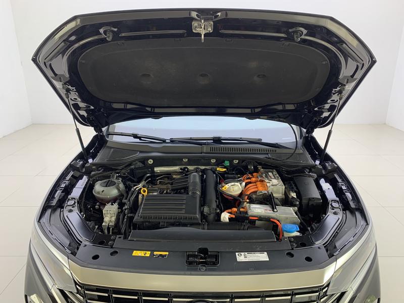 Volkswagen Passat PHEV 2022