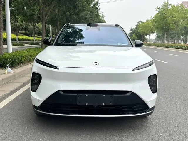 NIO NIO ES8 75kWh