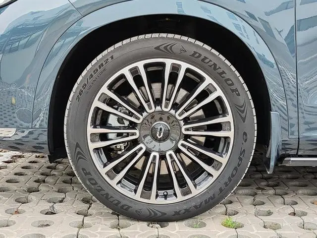 AITO Ask the world M7 Ultra five-seater four-wheel drive smart driving version