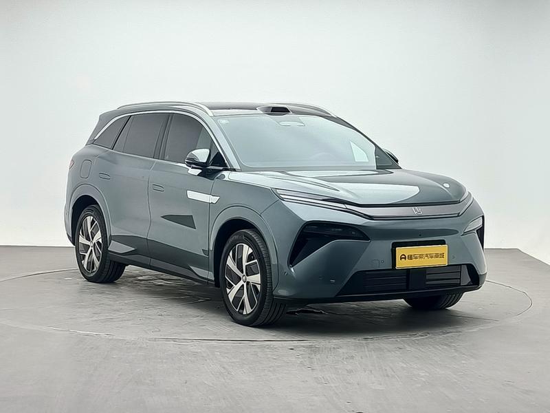 BYD Tang L DM 2025