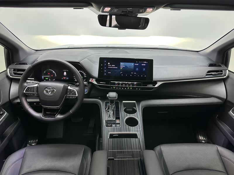 Toyota Sienna 2023