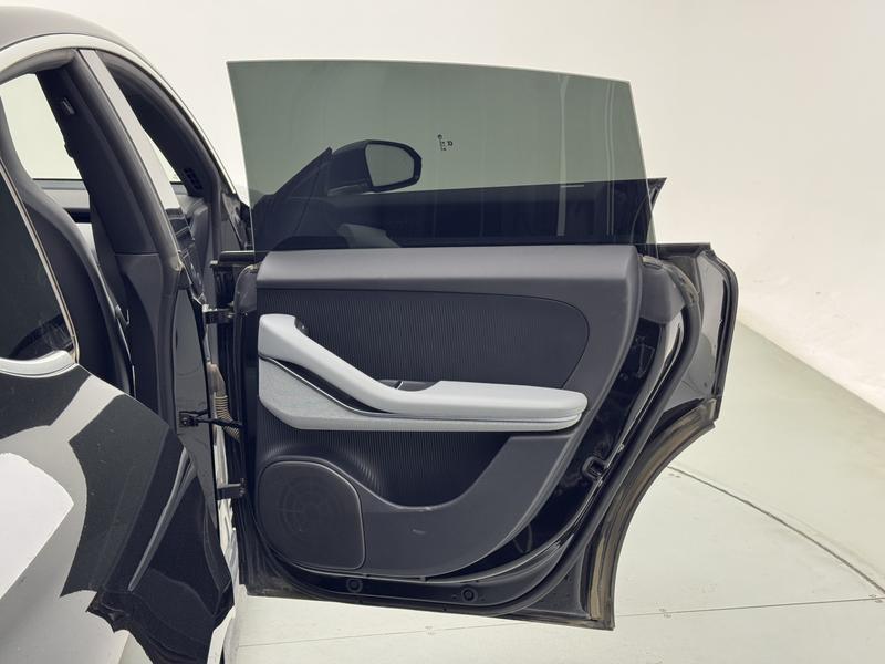 NIO NIO ET5 2024