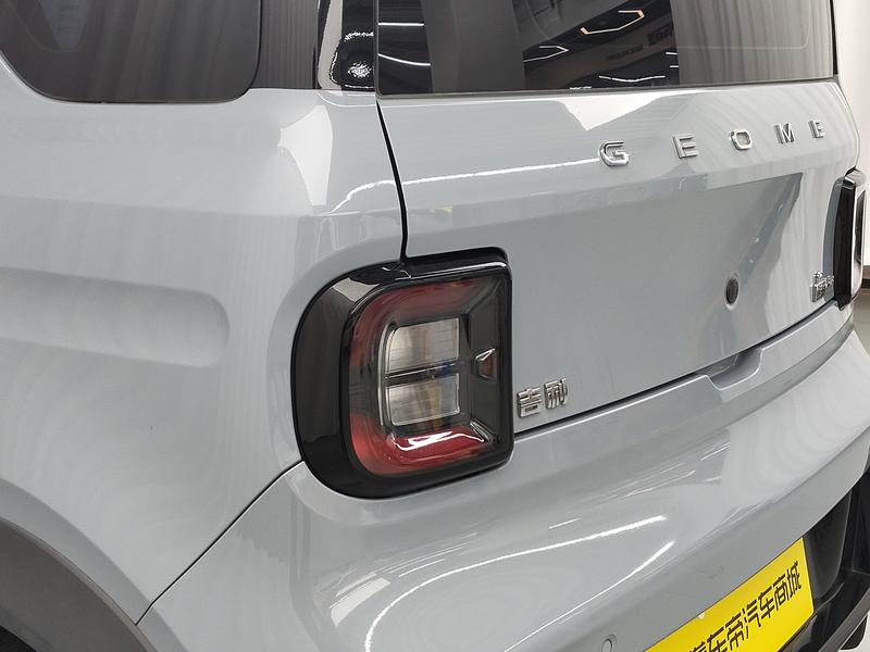 Geely Galaxy panda 2024