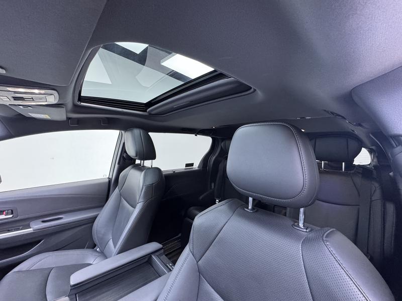 Toyota Sienna 2024