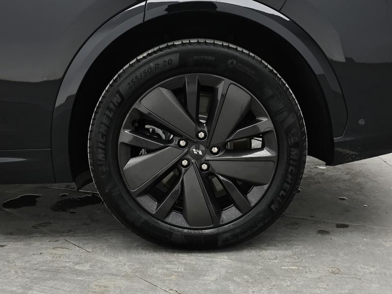 Li Auto Ideal L7 2025