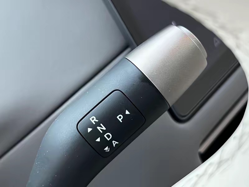 Li Auto Ideal i6 2025