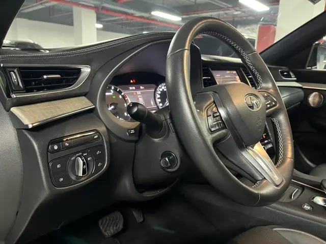 Infiniti Infiniti QX50 2.0T four-wheel drive Deluxe Edition