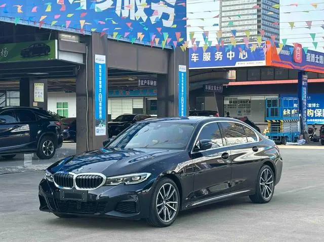 BMW BMW 3 Series 325Li M sports suit
