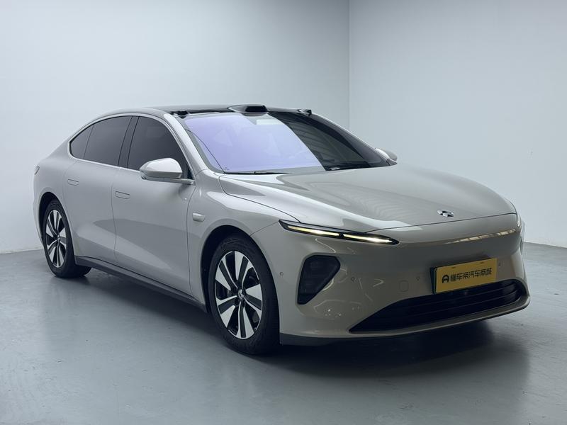 NIO NIO ET7 2021