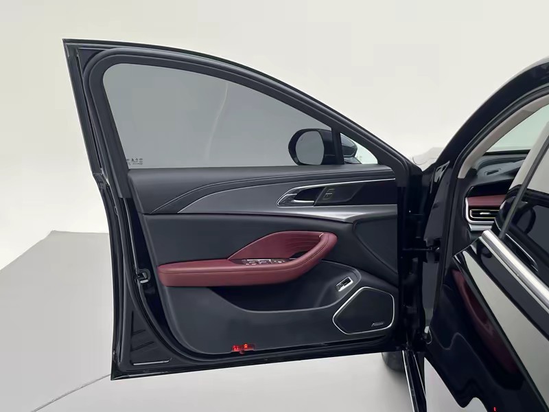 Hongqi Red Flag H5 2024