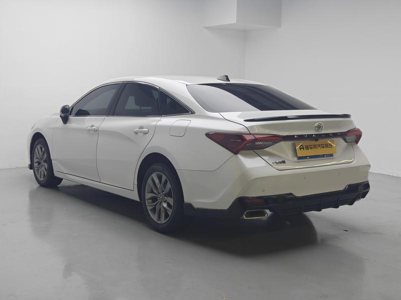 Toyota Asian Dragon 2019