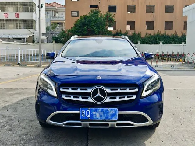 Mercedes-Benz Mercedes-Benz GLA GLA 200 fashion type