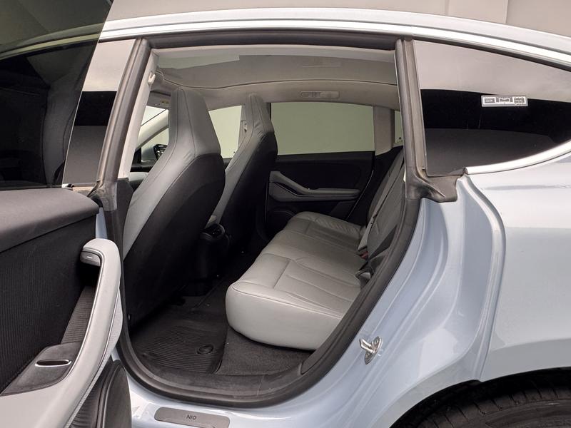 NIO NIO ET5 2022