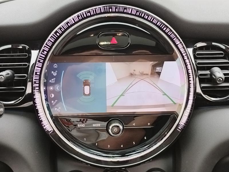 MINI MINI 2023