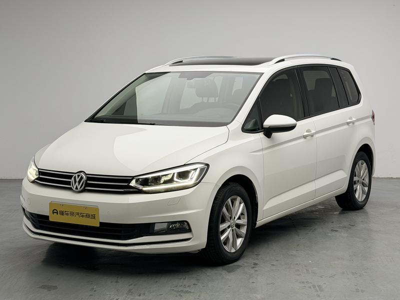 Volkswagen Touran L 2016