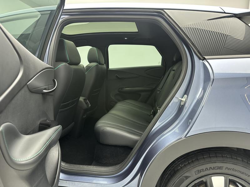 BYD dolphin 2025