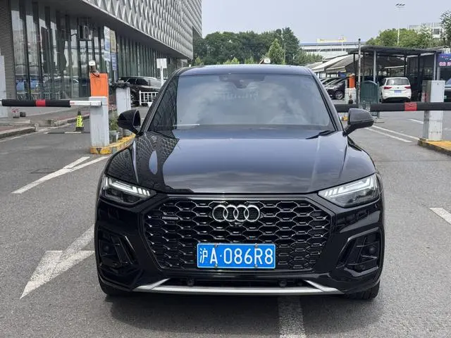 Audi Audi Q5L Sportback 45 TFSI Premium selection