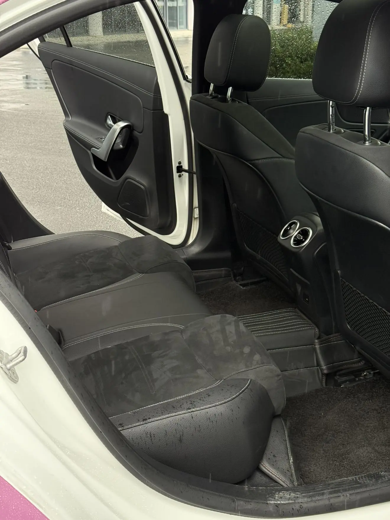 Mercedes-Benz Mercedes-Benz A-class Second facelift A 200 L sports sedan fashion version