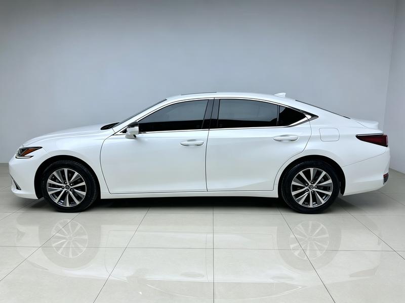 Lexus Lexus ES 2020
