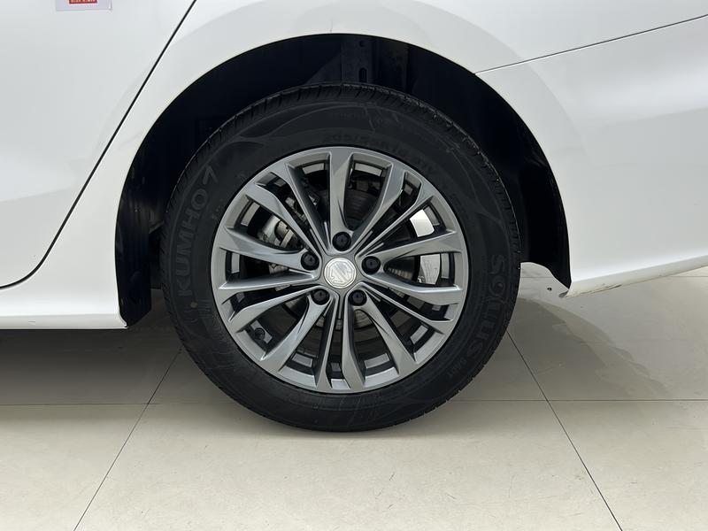MG MG5 2025