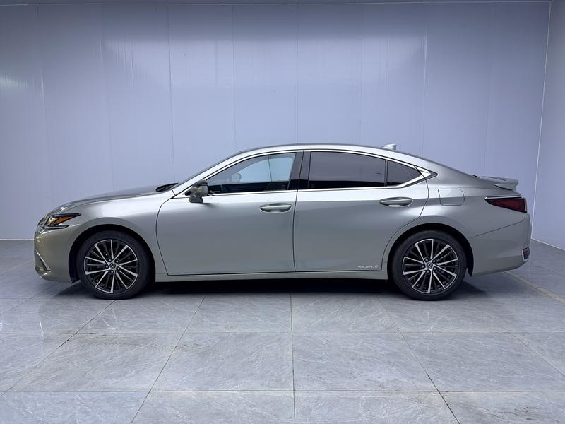 Lexus Lexus ES 2021