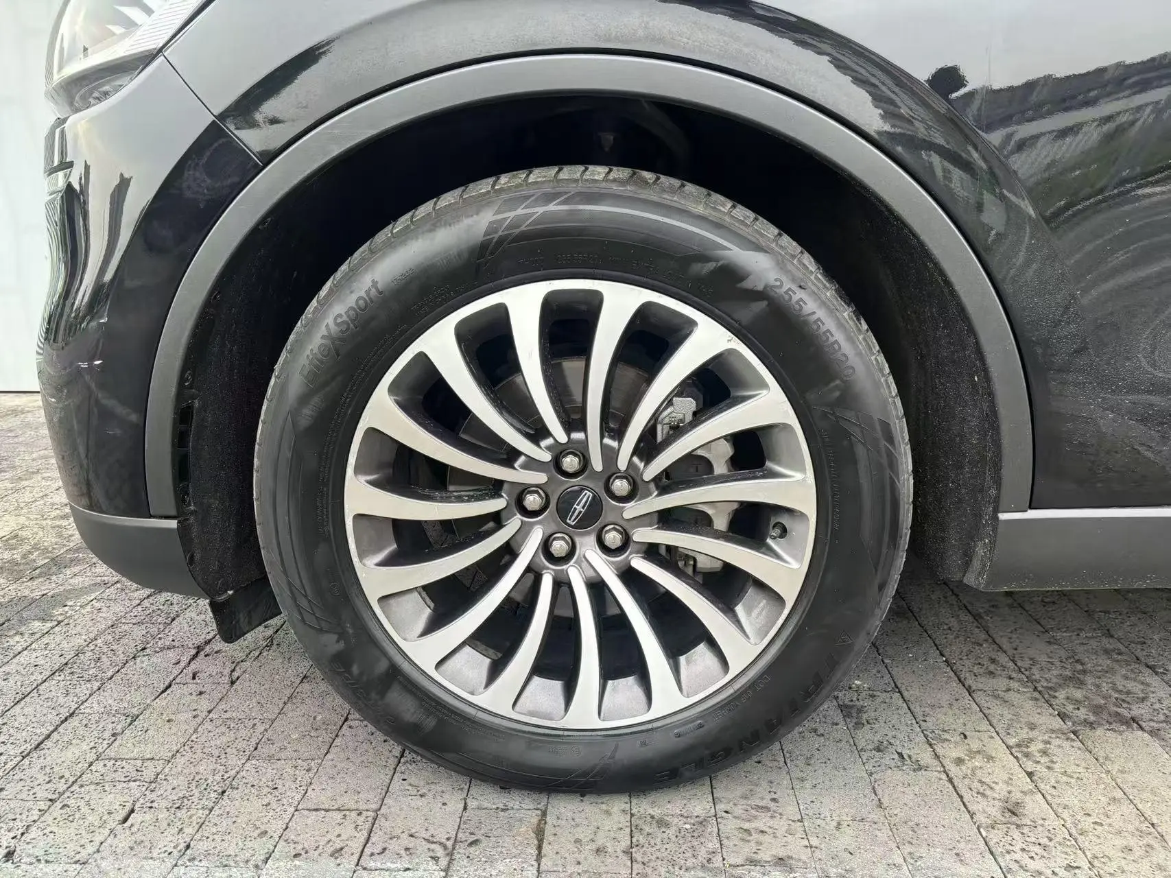 Lincoln Flying home 3.0T V6 four-wheel drive Zunya edition