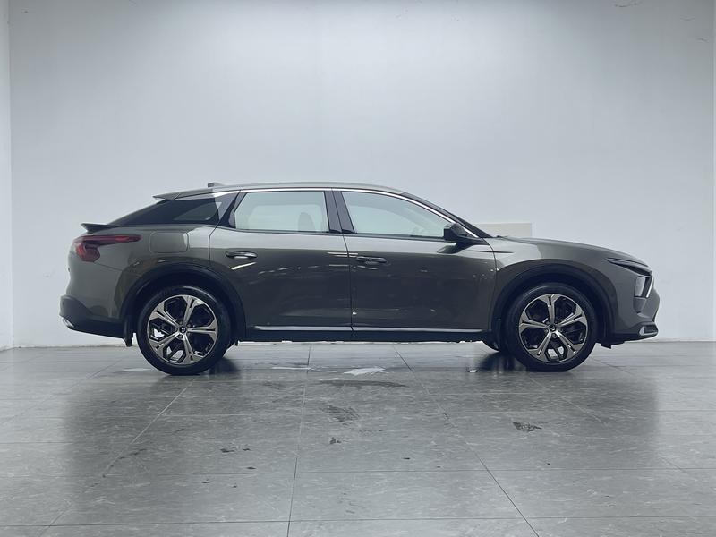 Citroen Versailles C5 X 2021