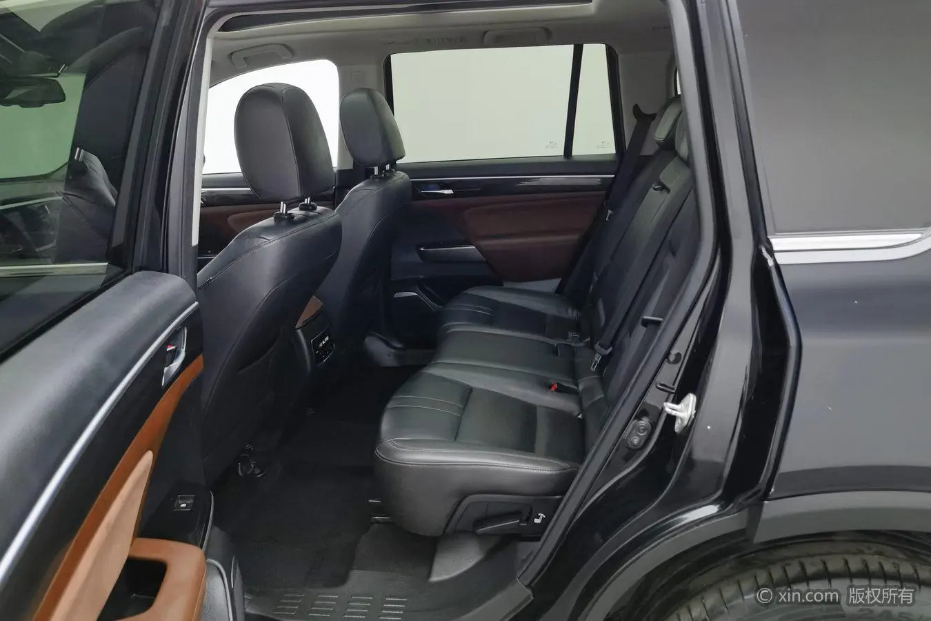 GAC Trumpchi GS8 390T two-wheel drive luxury Zhilian Edition 7 seats