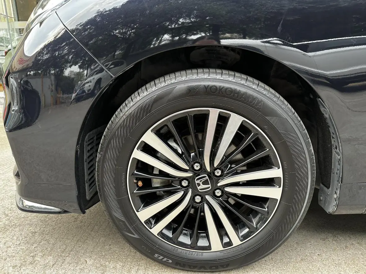 Honda Odyssey 2.0L Sharp*Exclusive Edition