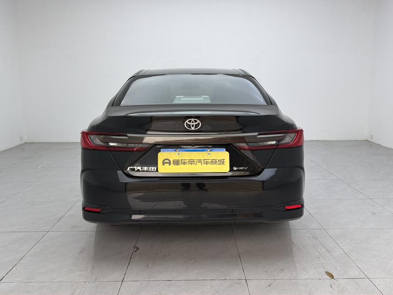 Toyota Camry 2024
