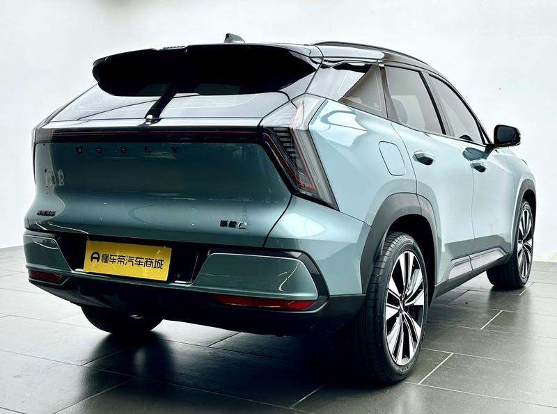Geely Boyue L 2025
