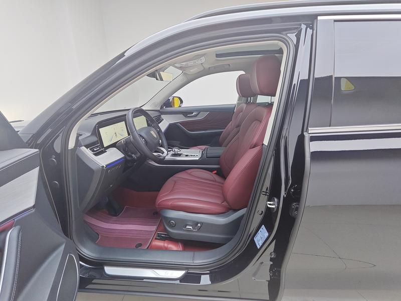 Hongqi Red Flag HS5 2025