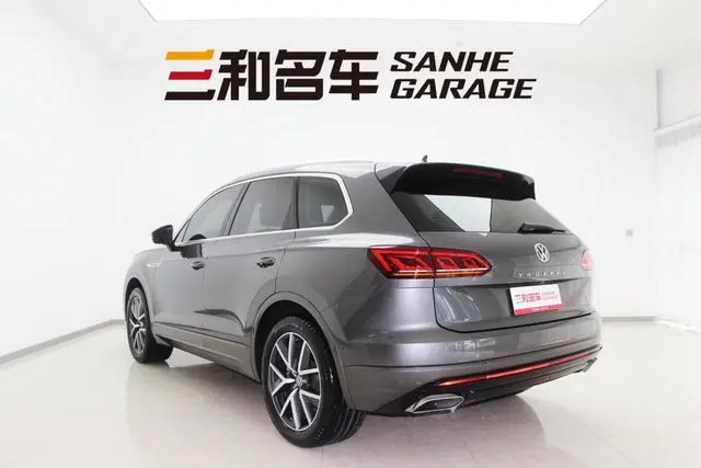 Volkswagen Touareg 3.0 TSI Sharp Edition