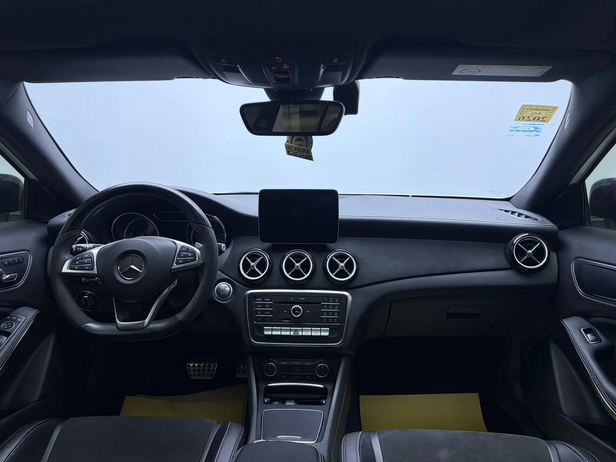 Mercedes-Benz Mercedes-Benz GLA GLA 200 Polar Limited Edition