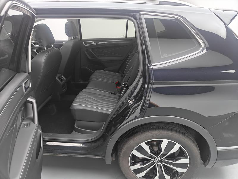 Volkswagen Tiguan L 2024