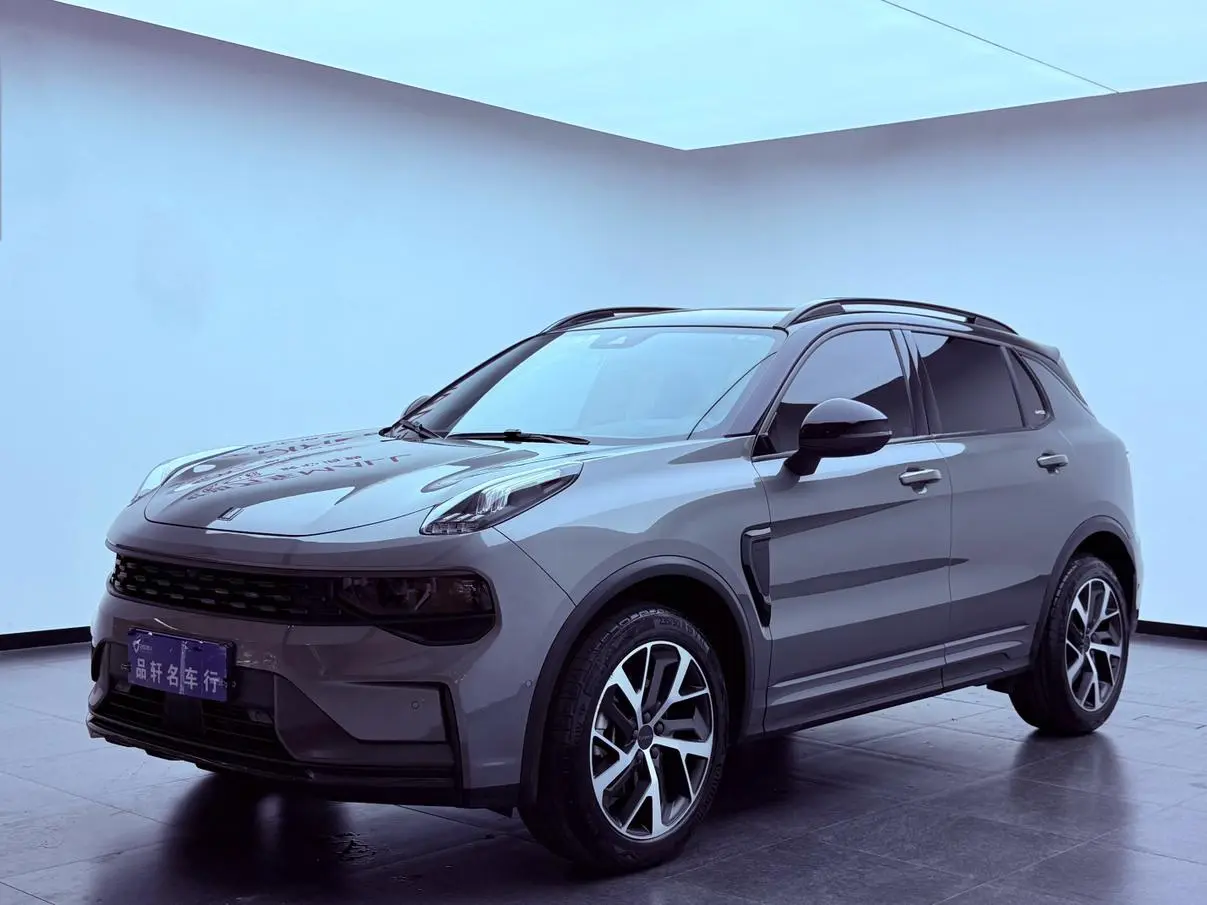 LYNK & CO Lynk 01 2.0TD four-wheel drive Halo