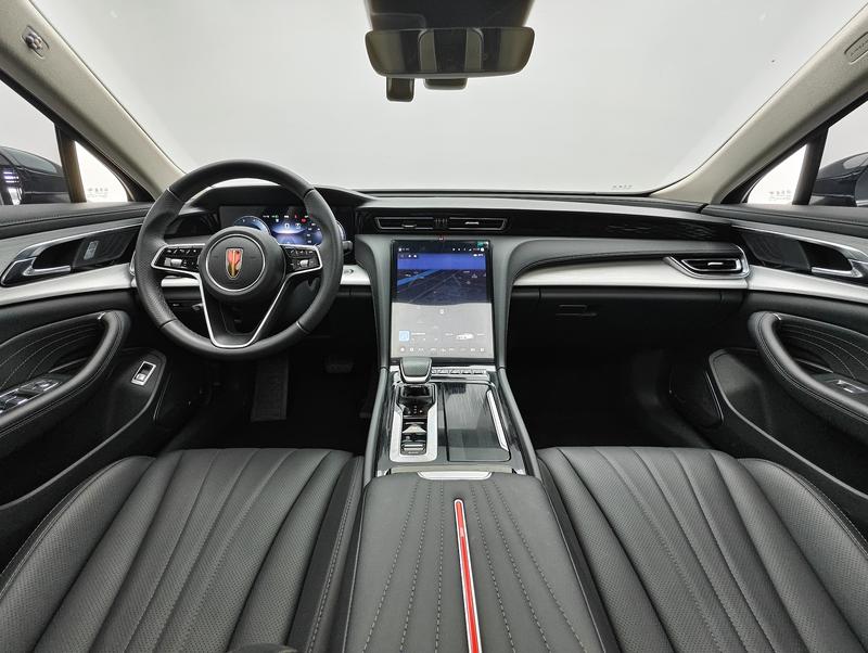 Hongqi Red Flag H5 2025
