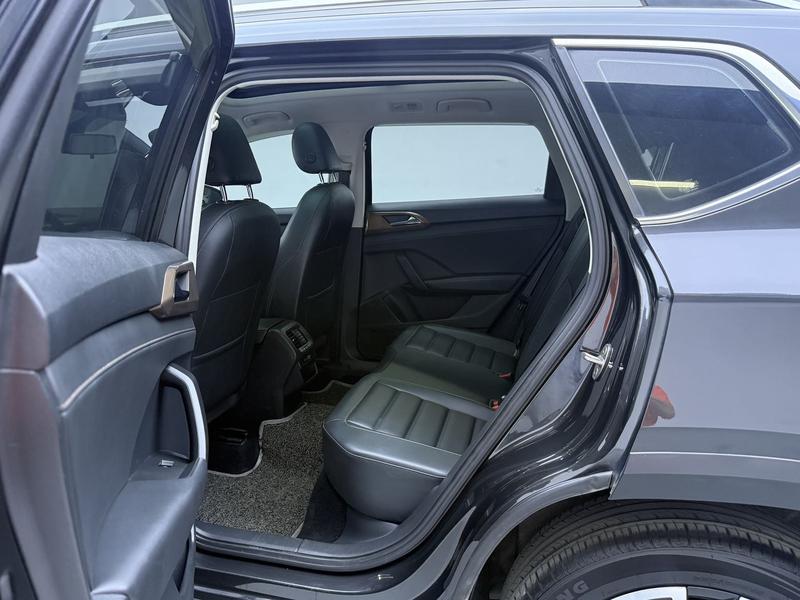 Volkswagen Tharu 2020
