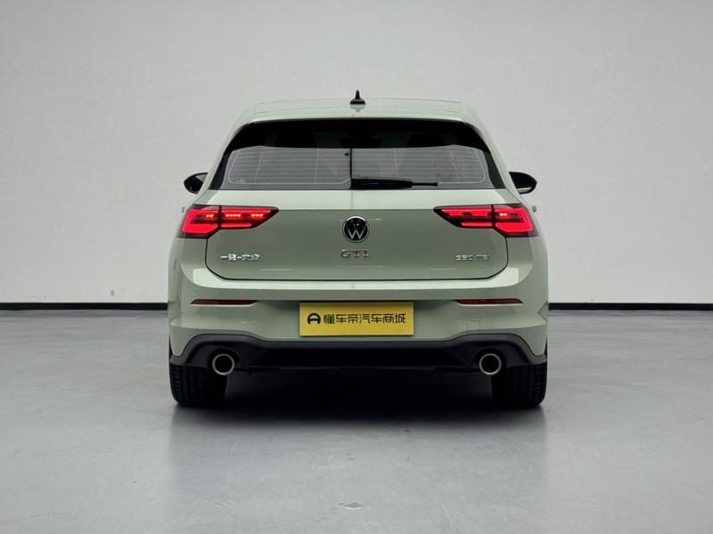Volkswagen Golf GTI 2023