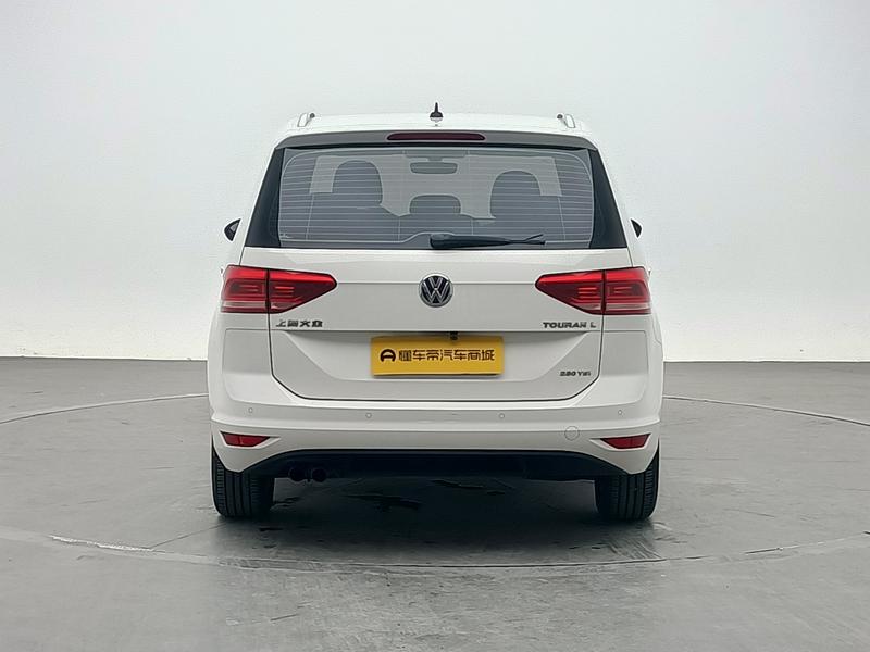 Volkswagen Touran L 2016